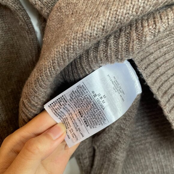 GAP Light Brown Soft Cashmere Wool Feel Sweater - Picture 4 of 4